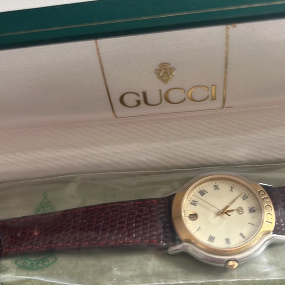 Vintage Gucci Men’s Mondale watch 8000M brand new battery 2/2024 - Picture 4 of 9